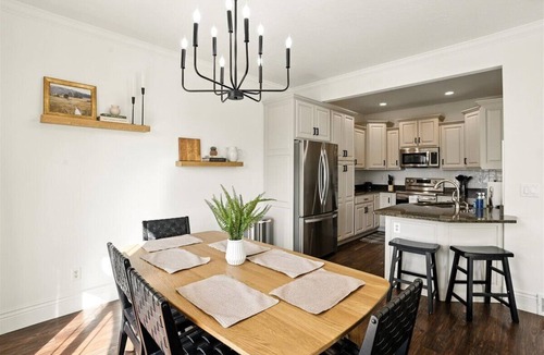 American Fork House | Sweet Haven AF! 30+ Day Stays! Pets Welcome!
