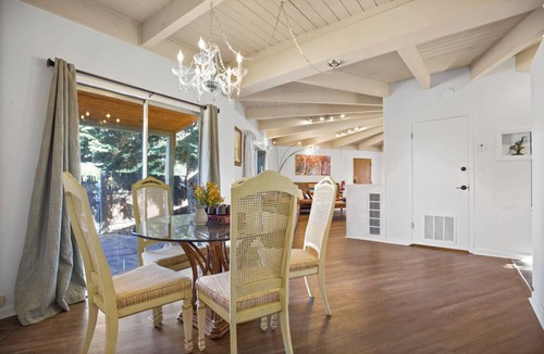 Taos House | Taos Pine Home - A/C - Hot Tub - Private Courtyard - Prime Location