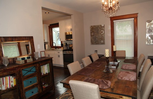 Cottonwood Falls House | Taylor Historic Guesthouse - Cottonwood Falls: Escape to a piece of history !