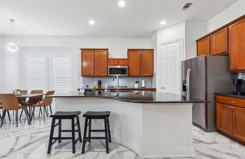 Richardson House | TCH - Spacious 4bd/3.5ba Richardson Home w/Office