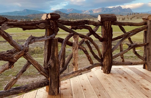 Chromo RV Rental | Tepee-Traditional-Shared Bathroom-Mountain View-Peak Tepee