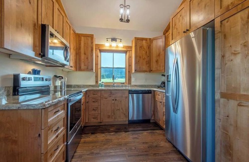 Victor Cabin | Teton Homestead: Cabin w/Stunning Teton Views