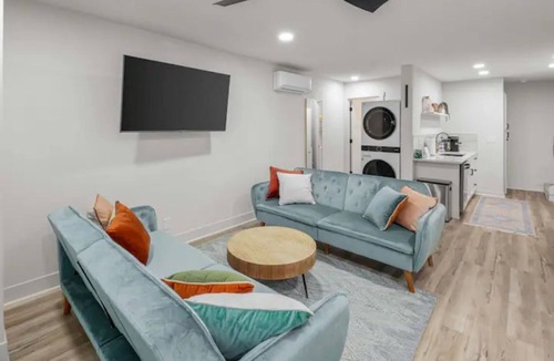 Bentonville Apartment | The Biker Bunker- Hot Tub - Next to MTB & Close to Downtown Bentonville