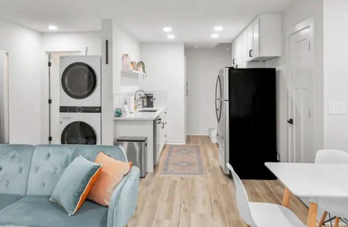 Bentonville Apartment | The Biker Bunker- Hot Tub - Next to MTB & Close to Downtown Bentonville