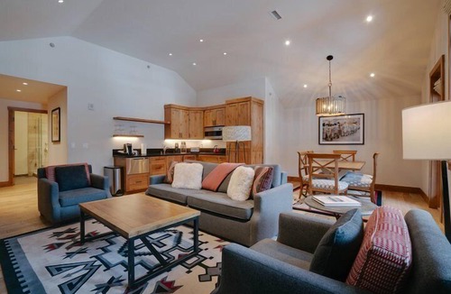 Taos Ski Valley Hotel | The Blake at Taos Ski Valley