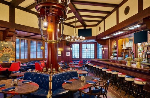 Uptown Hotel | The Brown Palace | Queen City View | Iconic Service, Spa & Salon