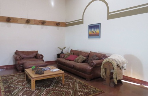 Manhattan House | the Bunkhouse - just 5 minutes from downtown Manhattan