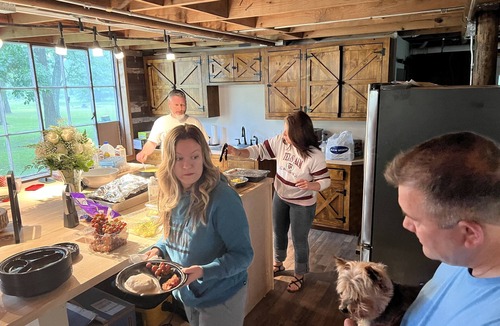West Siloam Springs Cabin | The Bunkhouse