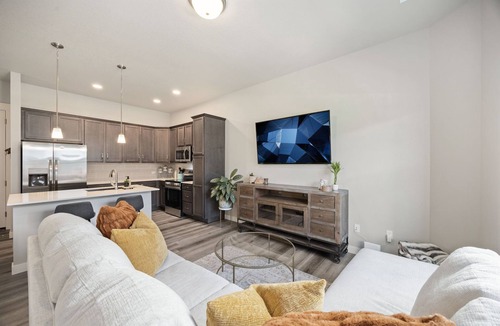 Centerra House | The Cozy Townhome in Loveland
