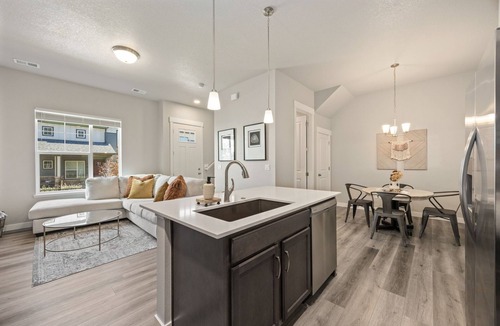 Centerra House | The Cozy Townhome in Loveland