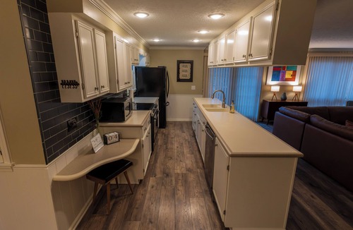 Salina Bed & Breakfast | The Cunningham