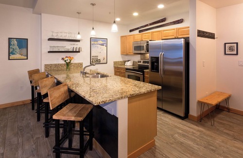 Taos Ski Valley Hotel | The Edelweiss Lodge and Spa