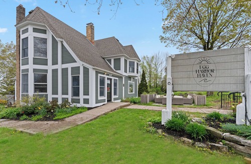 Egg Harbor House | The Egg Harbor Haven - Downtown Egg Harbor/Sleeps 12!