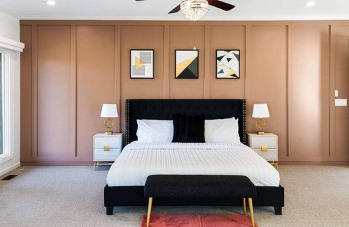 Bucyrus House | The "GETAWAY"- A Serene Hidden Gem for your Family