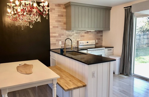 Lincoln House | The Girlfriend Getaway - Centrally Located-Keyless Entry