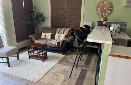 Mid America Cabin | The Hickory at Hamilton Cove ~ Lake Cabin Retreat