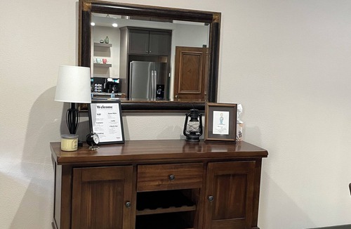 Russell Apartment | The Lawft, Suite 3, 2King Beds each with its own bath,No Cleaning fee, No Pets