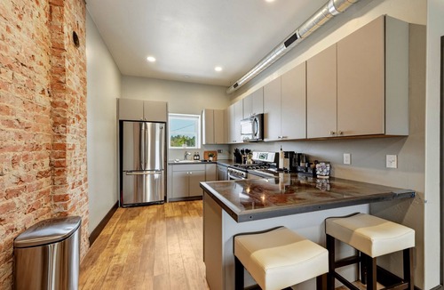 Buffalo Apartment | The Modern Loft at the foot of the Bighorns
