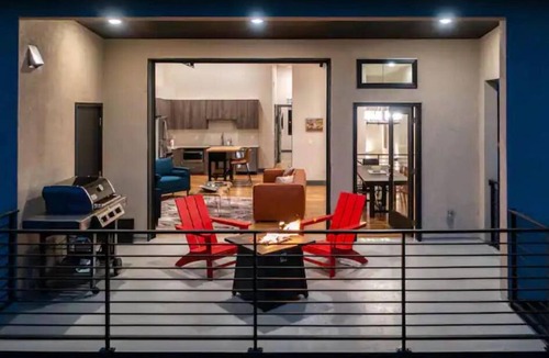 West Colorado Springs House | The Painted Pony l Garden of the Gods