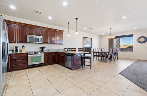 Hurricane Condo | The Sand Castle: Golf View + Sand Dunes + Resort
