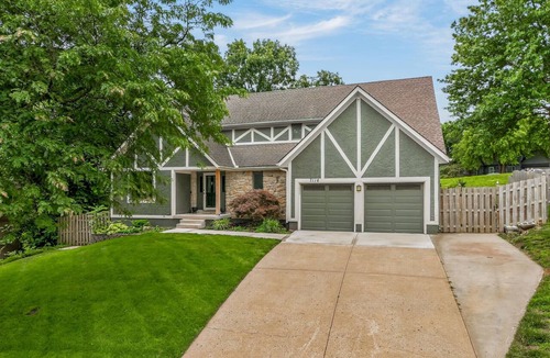 Shawnee House | The Shawnee Smart Estate-Sleeps 10+
