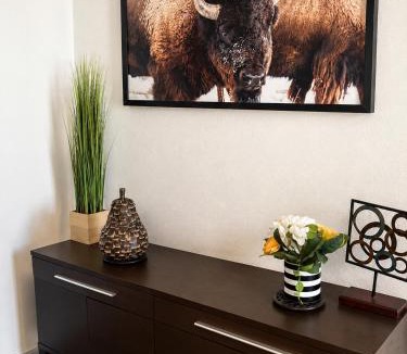 Garden City House | The sunflower stay