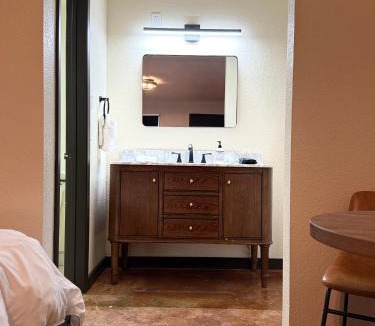 Olney Hotel | The Windmill