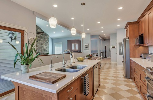 Cottonwood Heights Condo | This is the place. close to Alta/Snowbird/Solitude/Brighton. Mountain views.