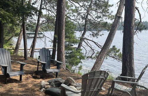 Three Lakes Cabin | Three Lakes Chain Lakeside Cabin -Reed Road Retreat