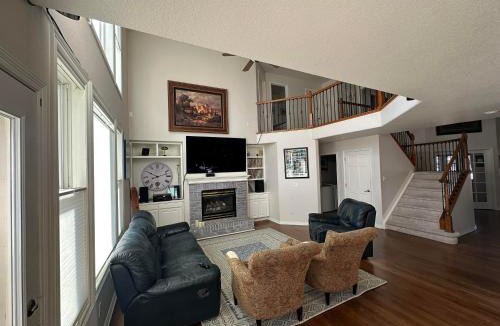 Fort Collins House | Tiller House - Durango Room