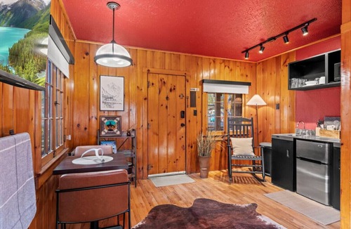 Colorado Springs Cabin | Timber Lodge Cabin #23