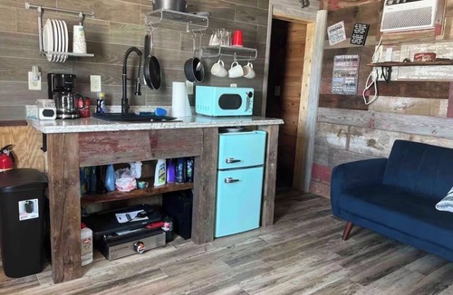 Macon Cabin | tiny cabin located I mile from Long Branch State park Marina, Beach & Boat ramp