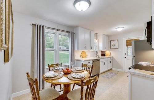 Pauline House | Topeka Farmhouse Hideaway: 5 Mi to Downtown!