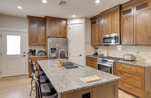 Toquerville House | Toquerville Home w/Mtn Views, Near State Parks!
