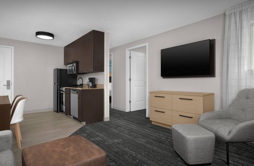Johnston Hotel | TownePlace Suites by Marriott - Des Moines Urbandale
