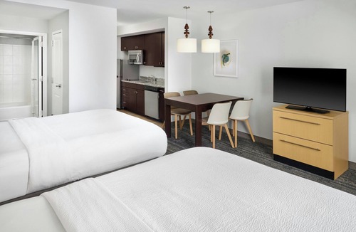 Lawrence Hotel | TownePlace Suites Lawrence Downtown