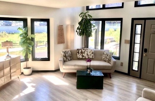 Cheyenne House | Townhouse Located Near Frontier Park and the Capitol Building