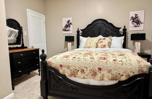 Herington House | Townhouse On The Prairie