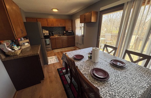 Pauline House | Tranquil 3-bedroom house with AC in charming Topeka