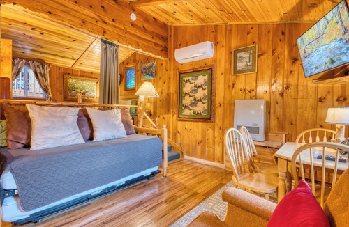 Estes Park Cabin | Tranquil Solitude Cabin - Spectacular Views, Cozy Comfort