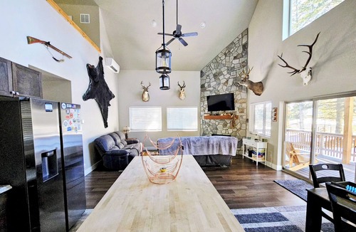 McCall Cabin | Trapper's Cabin