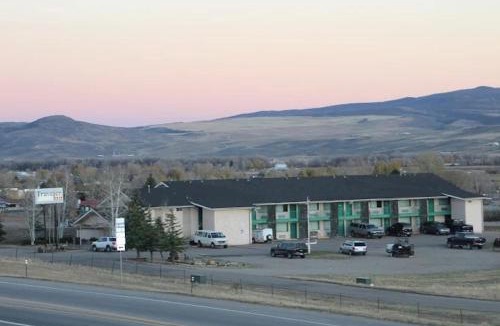 Craig Hotel | Travelers Inn & Suites