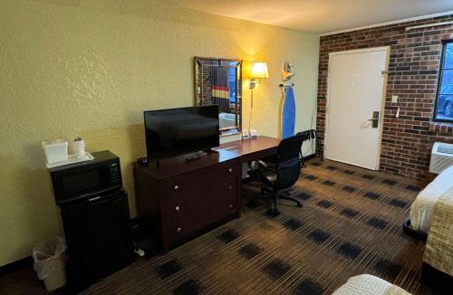 Platte City Hotel | Travelodge by Wyndham Airport Platte City