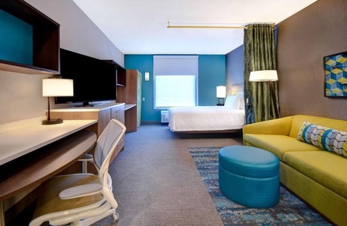 Downtown Tucson Hotel | Tucson Treasure! 2 Comfortable Units, Onsite Parking, Outdoor Pool!
