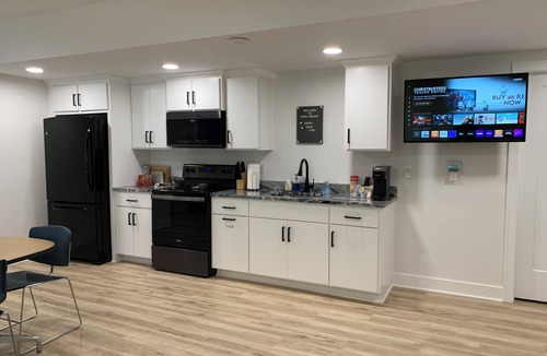 Edwardsville Apartment | Two Bedroom Relaxing Woodland Getaway with Putting Green and Walking Trails