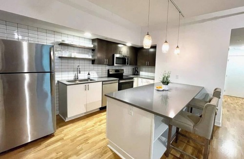 Old Market Apartment | Two historic lofts across the hall from one another in the Old Market (4 bedrooms and 4 baths)