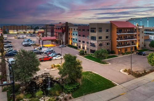 Sioux City Hotel | Ultimate Sioux City Experience: Lodge-Like Charm near Casino | 2 Units