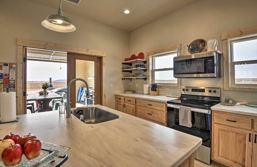 Lewis Cottage | Unique Cortez Family Getaway w/Mountain Views!