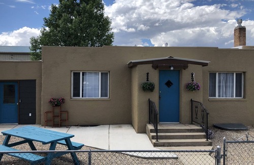 Saratoga House | Unique home inside and out! The Wyoming experience with all the amenities!