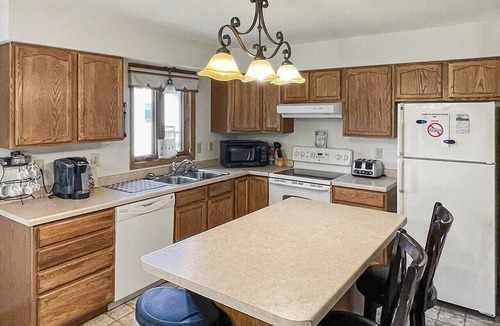 Tomahawk Apartment | Unit C 105 with 400 ft of frontage and close to town